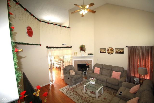 2399 Longleaf Drive, Greenwood, IN 46143