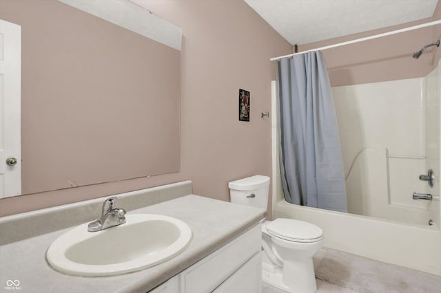 2399 Longleaf Drive, Greenwood, IN 46143