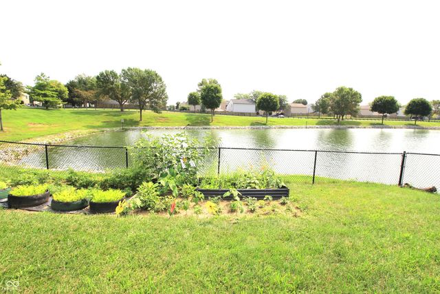 2399 Longleaf Drive, Greenwood, IN 46143