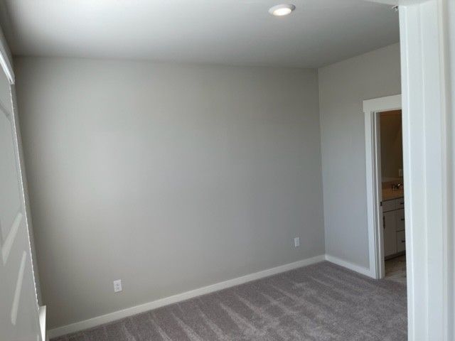 658 Birdie Dr, Spring Hill, TN 37174