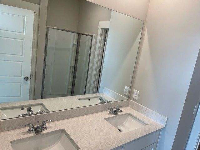 658 Birdie Dr, Spring Hill, TN 37174