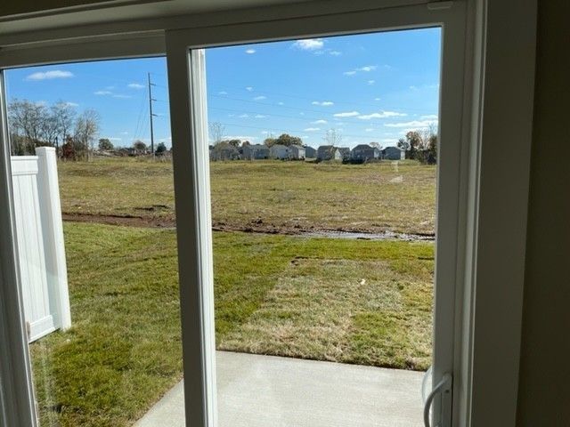 658 Birdie Dr, Spring Hill, TN 37174