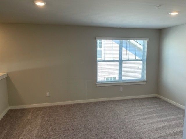 658 Birdie Dr, Spring Hill, TN 37174