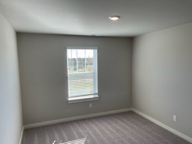658 Birdie Dr, Spring Hill, TN 37174