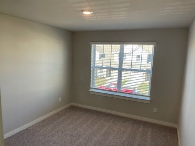 658 Birdie Dr, Spring Hill, TN 37174