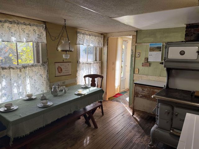 104 Karen Day Road, Halifax, VT 05358