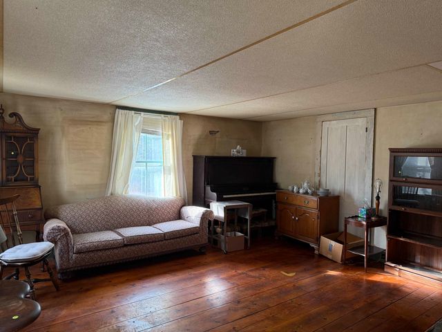 104 Karen Day Road, Halifax, VT 05358