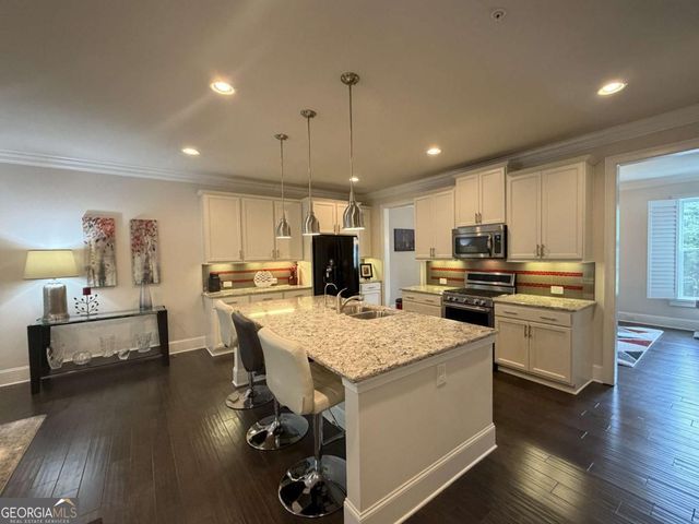 9015 Woodland Trail 8, Alpharetta, GA 30009