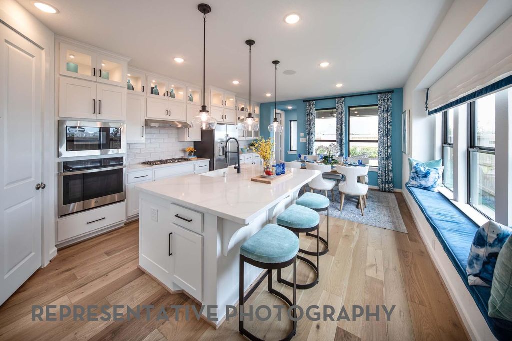 252 Menlo BND, Liberty Hill, TX 78642