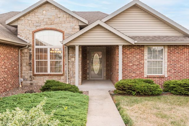 205 VENUS ST, Jefferson City, MO 65101