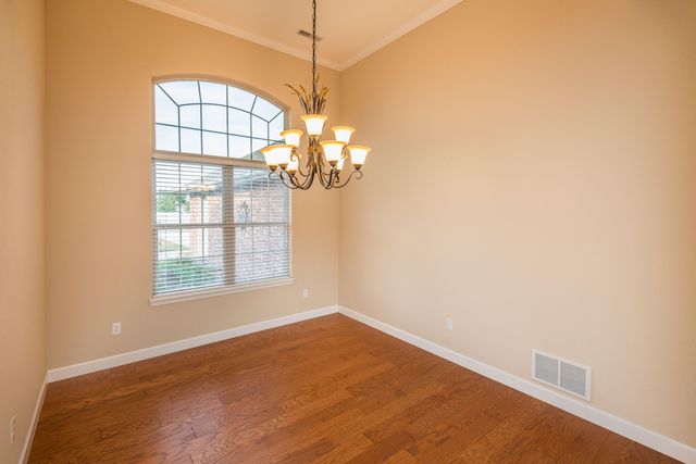 205 VENUS ST, Jefferson City, MO 65101