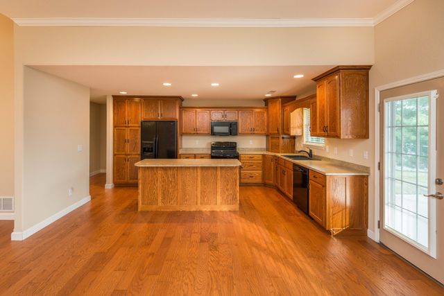 205 VENUS ST, Jefferson City, MO 65101