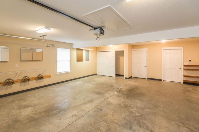 205 VENUS ST, Jefferson City, MO 65101