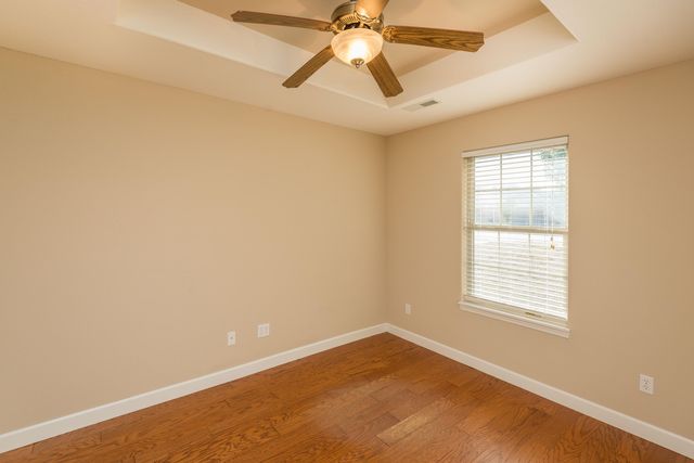 205 VENUS ST, Jefferson City, MO 65101