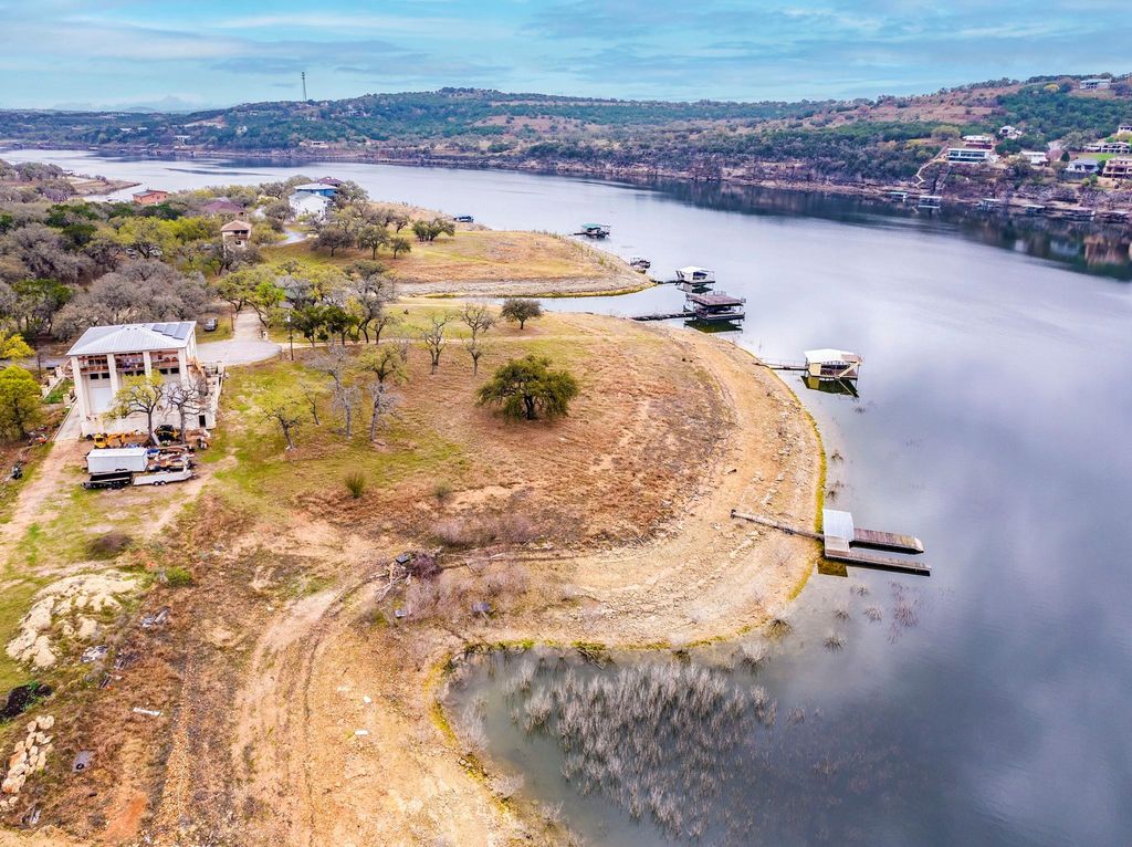 1202 Dusk CT, Lago Vista, TX 78645