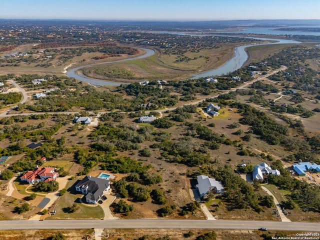 2136 Senora Ridge, Canyon Lake, TX 78133
