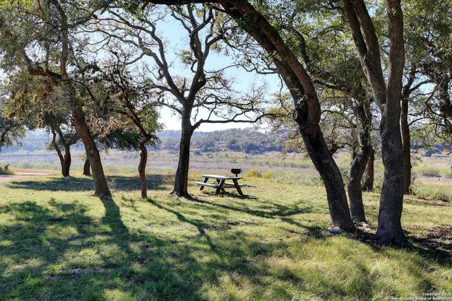 2136 Senora Ridge, Canyon Lake, TX 78133