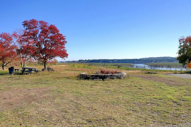 2136 Senora Ridge, Canyon Lake, TX 78133