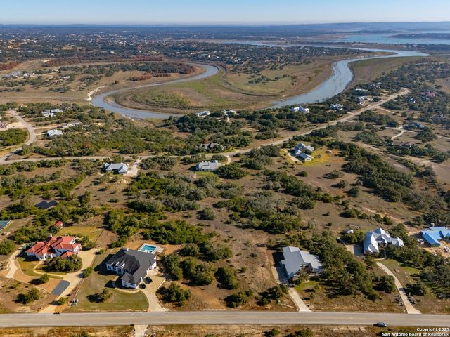 2136 Senora Ridge, Canyon Lake, TX 78133