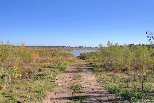 2136 Senora Ridge, Canyon Lake, TX 78133