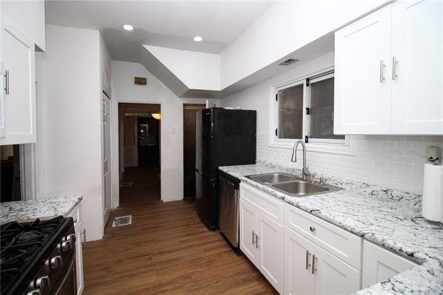 3067 Zephyr, Sheraden, PA 15204