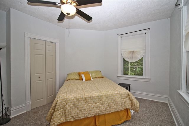 3067 Zephyr, Sheraden, PA 15204
