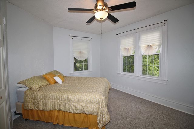 3067 Zephyr, Sheraden, PA 15204