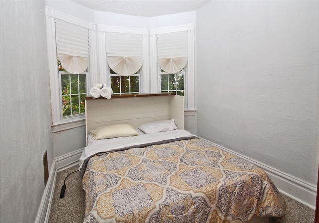 3067 Zephyr, Sheraden, PA 15204