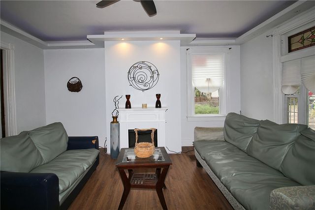 3067 Zephyr, Sheraden, PA 15204