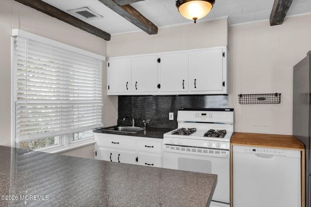 1406 Edgemere Road, Wall, NJ 07719