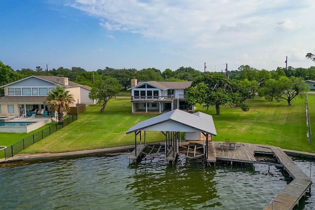 420 Hill DR, Granite Shoals, TX 78654