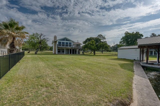420 Hill DR, Granite Shoals, TX 78654