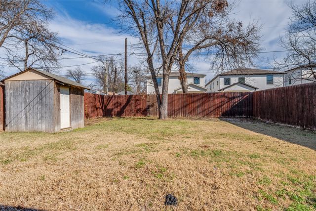 616 Wayne Street, Dallas, TX 75223