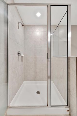 607 ROYAL EMPRESS DRIVE, Ruskin, FL 33570