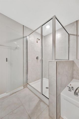 607 ROYAL EMPRESS DRIVE, Ruskin, FL 33570