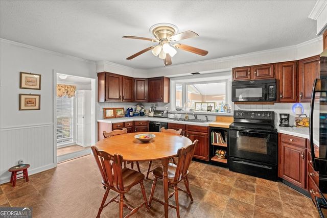 156 McLendon Circle, Carrollton, GA 30117