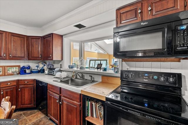 156 McLendon Circle, Carrollton, GA 30117