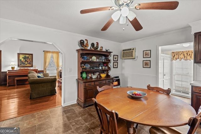 156 McLendon Circle, Carrollton, GA 30117