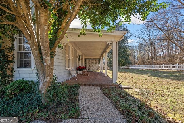 156 McLendon Circle, Carrollton, GA 30117