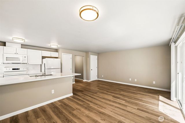 4040 S Warner Street, Tacoma, WA 98409