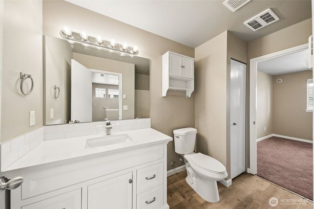 4040 S Warner Street, Tacoma, WA 98409