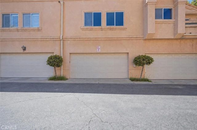 25238 Steinbeck Avenue E, Stevenson Ranch, CA 91381