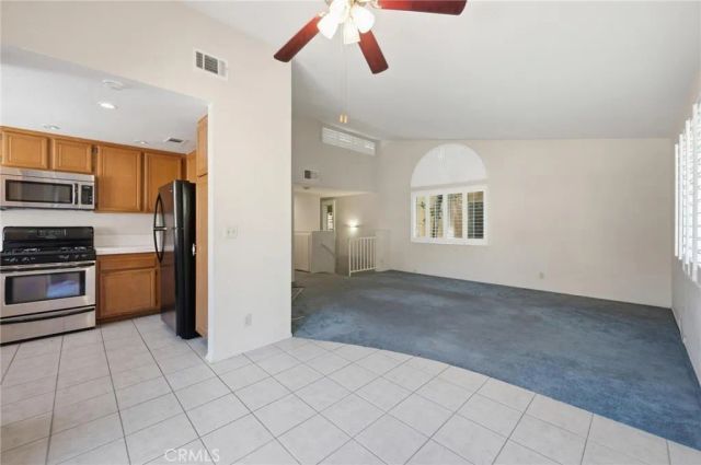 25238 Steinbeck Avenue E, Stevenson Ranch, CA 91381