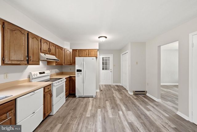 105 FENWAY DR, Charles Town, WV 25414