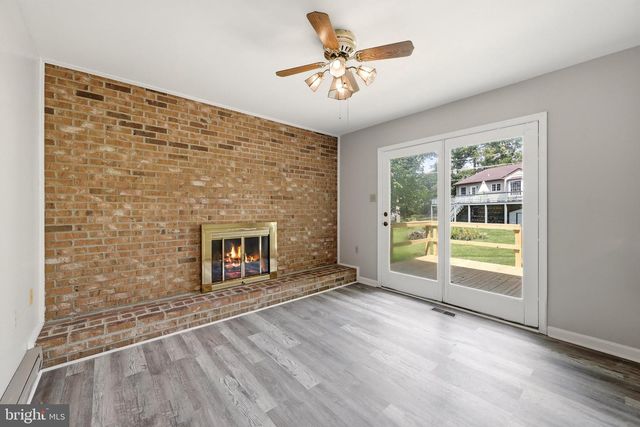 105 FENWAY DR, Charles Town, WV 25414