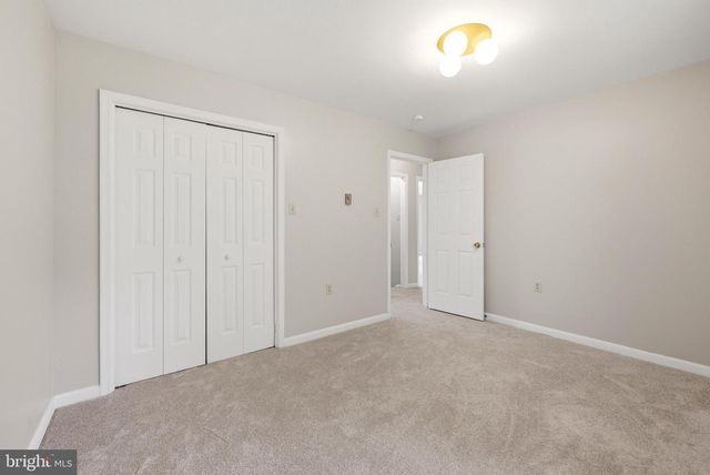 105 FENWAY DR, Charles Town, WV 25414