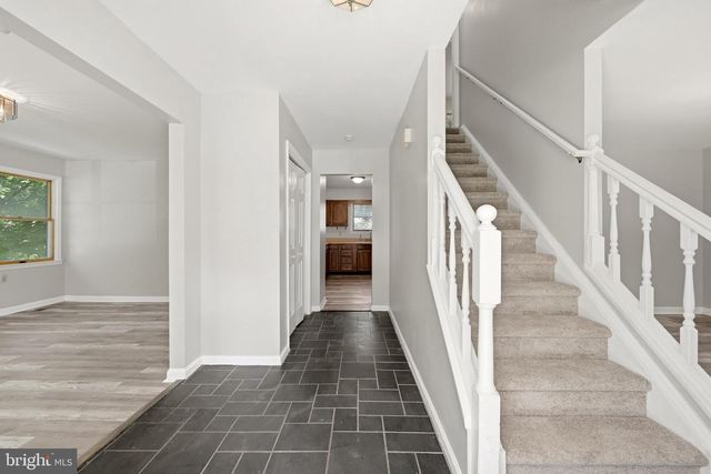 105 FENWAY DR, Charles Town, WV 25414