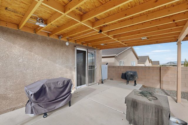 10716 Beaker Road SW, Albuquerque, NM 87121