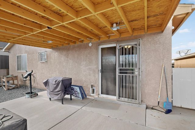 10716 Beaker Road SW, Albuquerque, NM 87121