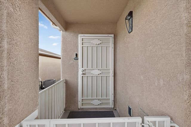 10716 Beaker Road SW, Albuquerque, NM 87121